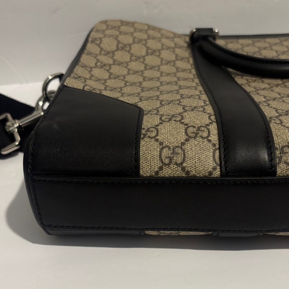 Gucci Beige and Black Briefcase - Picture 8 of 16